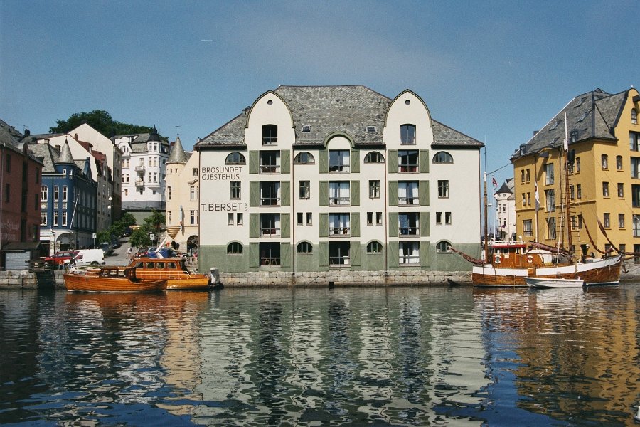 2003061212 alesund